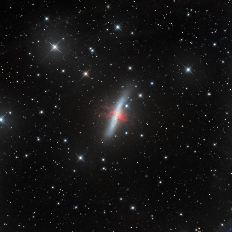 M82